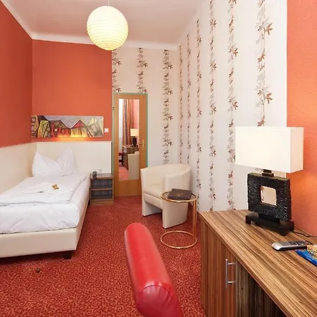 Stadthotel Hauser Eck Отель 2*