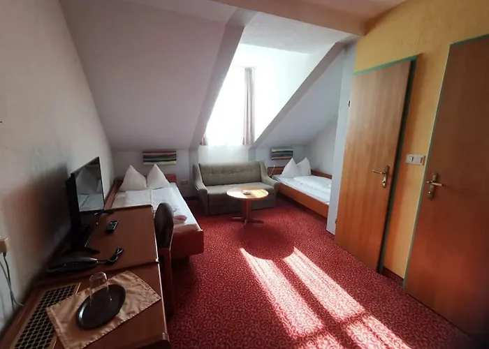 Stadthotel Hauser Eck 2* Sankt Poelten